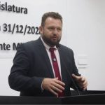 Diego Matiello assume a Presidência da Câmara de Penha após sucessão prevista no Regimento Interno