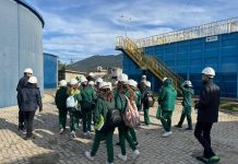 Conasa Águas de Itapema recebe estudantes de Porto Belo para visita técnica à Estação de Tratamento de Água