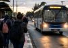 Fim da Rainha muda rotina de trabalhadores: novos horários de ônibus geram indignação em Penha e Piçarras