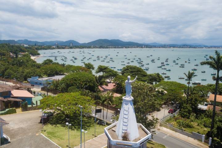 Câmara de Penha celebra 68 anos do município com solenidade e apresentação da Cronologia Histórica