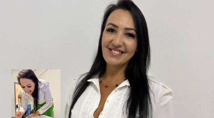 Suplente Andréia de Souza Machado assume cadeira na Câmara de Camboriú