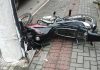 Motociclista fica ferido após colisão com carro na Avenida Nereu Ramos, em Penha