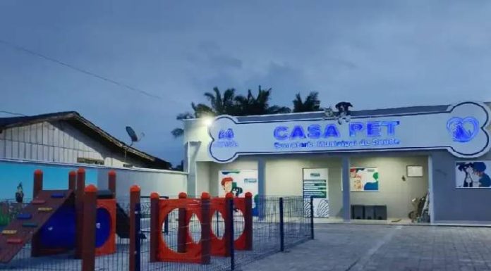 “Negaram atendimento ao meu cachorro”, diz tutora ao denunciar negligência da Casa Pet em Balneário Piçarras