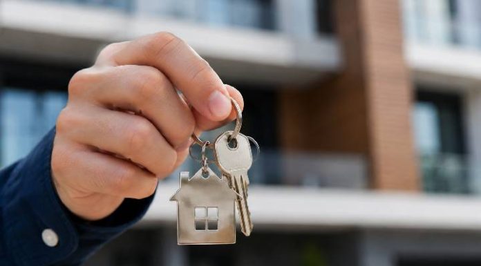 Imobiliária acumula denúncias de clientes, condenação na Justiça e dezenas de processos em Balneário Piçarras
