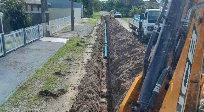 Reforços de rede ampliam a eficiência do abastecimento e acompanham o crescimento de Penha