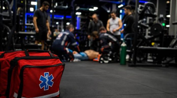 Homem de 66 anos morre após parada cardiorrespiratória em academia de Itapema