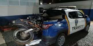 Moto furtada é recuperada pela Secretaria de Segurança Pública de Balneário Piçarras
