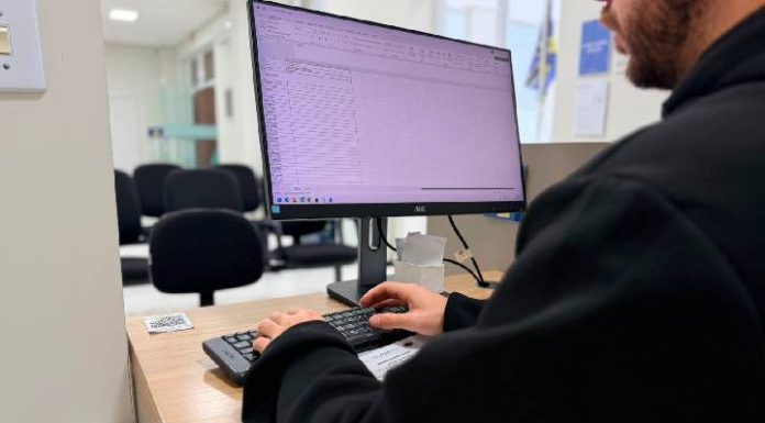 Balcão da Cidadania da Câmara de Vereadores de Balneário Piçarras inicia a semana com mais de 55 vagas de emprego