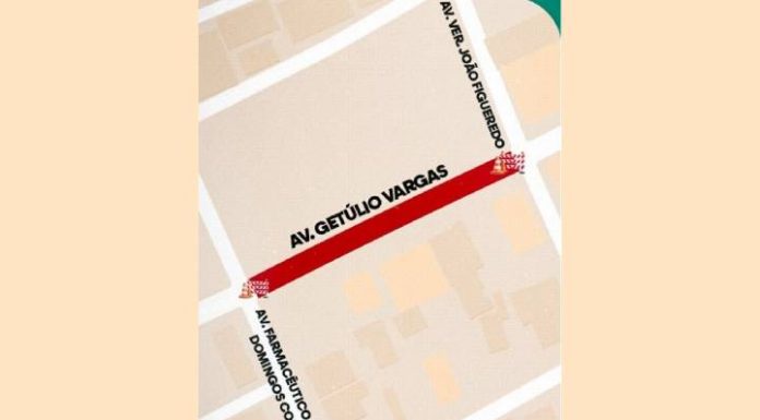 COMUNICADO: Trânsito em meia pista na Rua Alexandre Guilherme Figueiredo em Piçarras